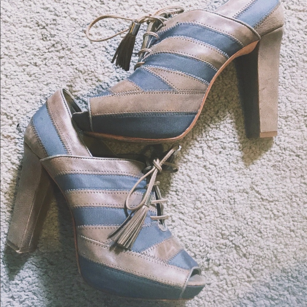 Juicy Couture Fredo lace-up heels